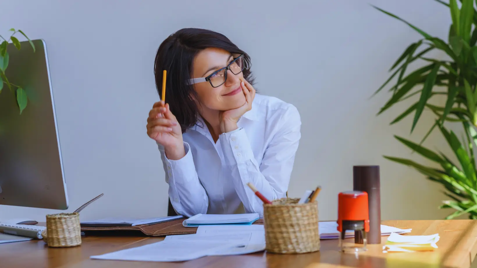 SOCIAL MEDIA VA - What Do Social Media Virtual Assistants Do?